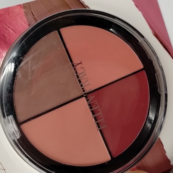 Ellen Tracy Blush Compact in package women's - Picture 4 of 4